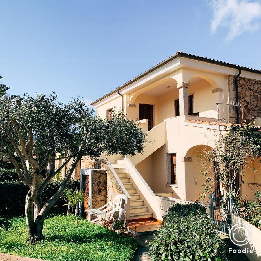 Bed and Breakfast Brezza Di Mare Сан-Теодоро Экстерьер фото