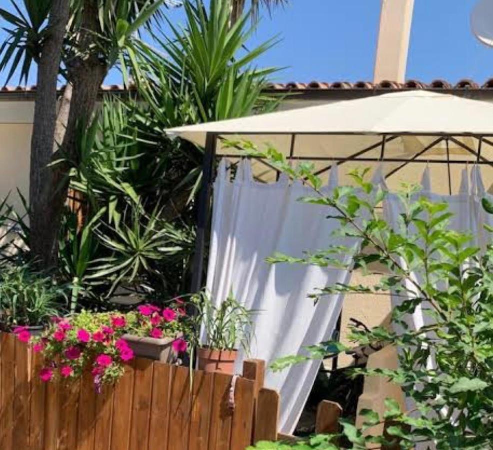 Bed and Breakfast Brezza Di Mare Сан-Теодоро Экстерьер фото
