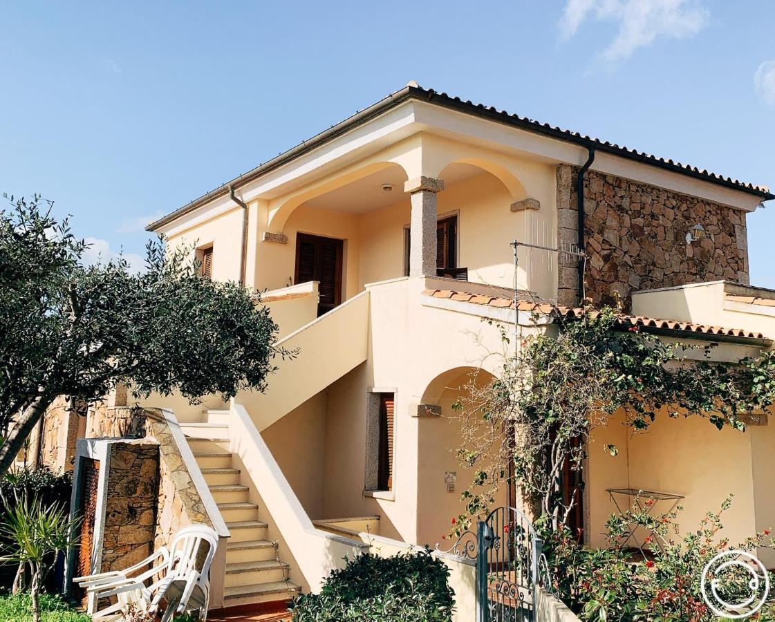 Bed and Breakfast Brezza Di Mare Сан-Теодоро Экстерьер фото